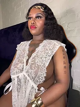 QUEEN NOBUHLE 777 online show from 03.04.26