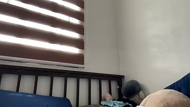 puchienjoyer online show from 04.21.26