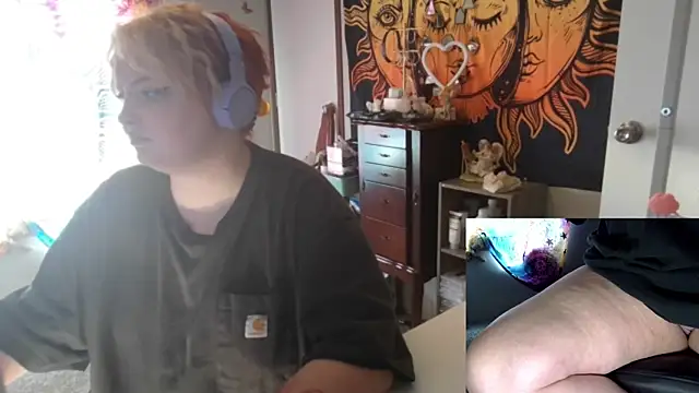 Annikkaa online show from 09.10.25