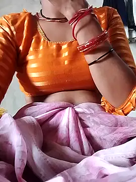 Snapshot of Cutey_neha01 chatting on 09.11.25 Cutey neha01 online show from 09.11.25