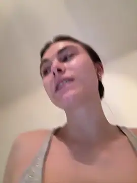 SophiiaStarr online show from 04.02.26