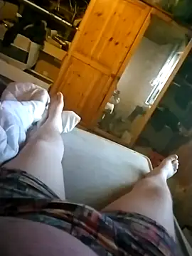 Snapshot of Rubenemil25 chatting on 09.11.25 Rubenemil25 online show from 09.11.25