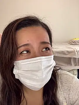 NATSUMI00 online show from 10.02.25