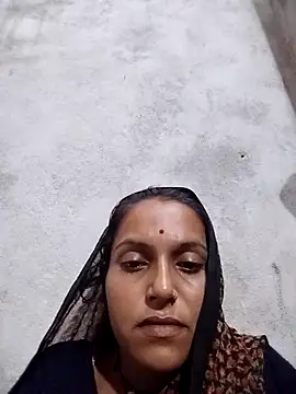 Snapshot of Sonam_shinde chatting on 09.11.25 Sonam shinde online show from 09.11.25