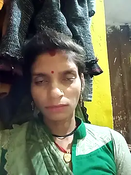 Snapshot of Punam_jindal chatting on 10.11.25 Punam jindal online show from 10.11.25