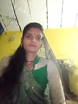 Snapshot of Punam_jindal chatting on 10.20.25 Punam jindal online show from 10.20.25