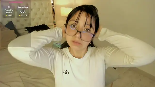 Zoe Xra online show from 06.13.26