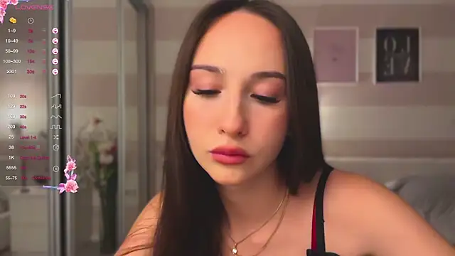 Kate Yanson online show from 10.22.25