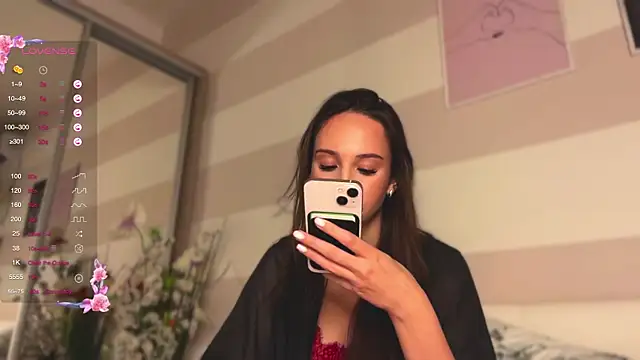 Kate Yanson online show from 10.24.25