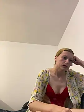 Snapshot of AnyaHellCat chatting on 11.01.25 AnyaHellCat online show from 11.01.25