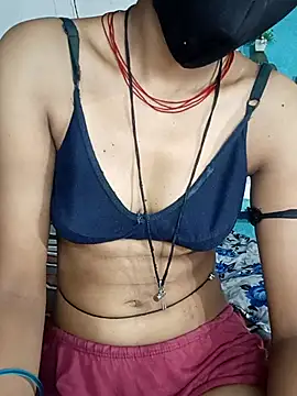 Snapshot of Bebby_Doll chatting on 09.30.25 Bebby Doll online show from 09.30.25