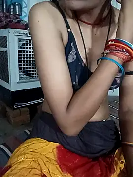 Snapshot of Bebby_Doll chatting on 10.02.25 Bebby Doll online show from 10.02.25