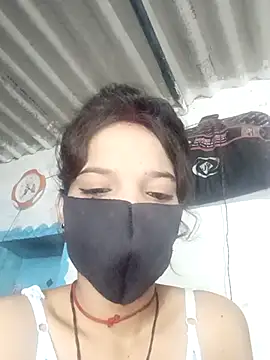 Snapshot of Bebby_Doll chatting on 10.04.25 Bebby Doll online show from 10.04.25