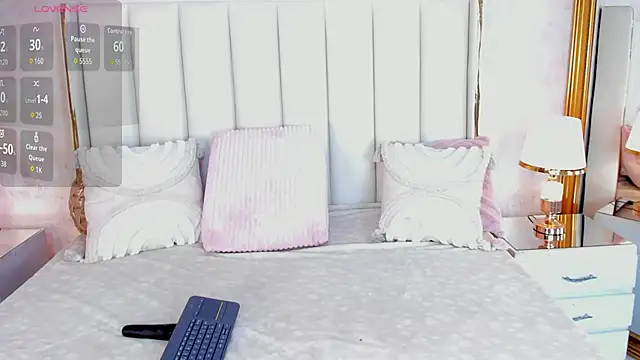 MadissonBonny  online show from 11.13.25