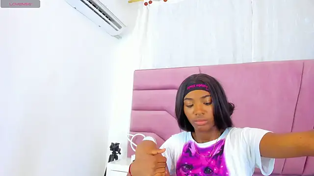 MarianRosse online show from 11.11.25