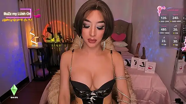 Dream Goddess online show from 02.20.25