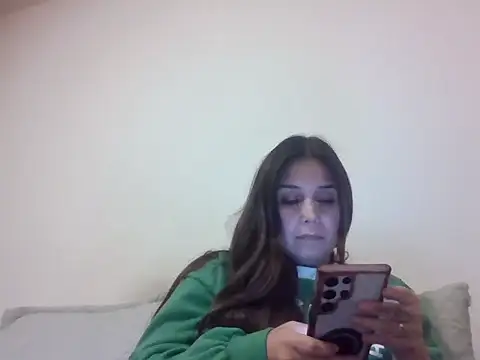 Snapshot of couplesins4 chatting on 10.28.25 couplesins4 online show from 10.28.25