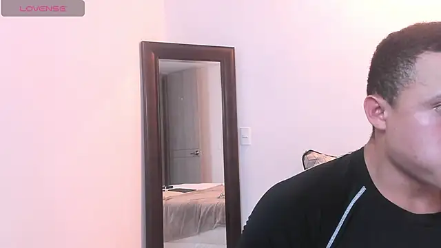 KingLevi01 online show from 09.23.25