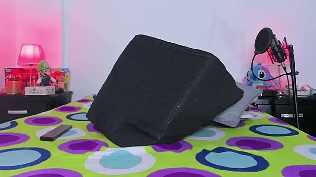 Snapshot of dereck_karter chatting on 09.23.25 dereck karter online show from 09.23.25