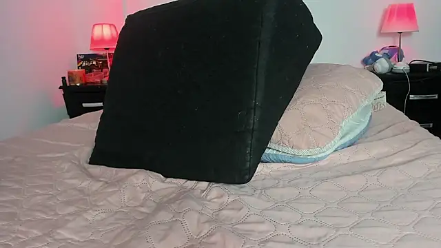 Snapshot of dereck_karter chatting on 10.26.25 dereck karter online show from 10.26.25