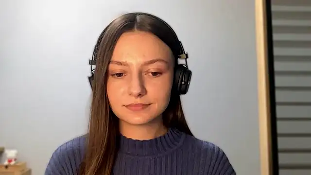 Snapshot of SoulHiperAgne_ chatting on 09.29.25 SoulHiperAgne online show from 09.29.25