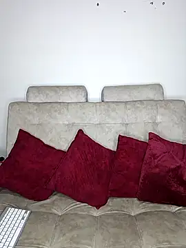 kitten25-hot online show from 09.19.25