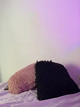 Charlottediolet online show from 02.19.26