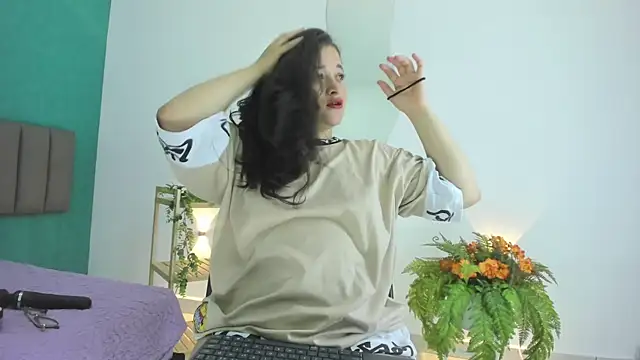 Snapshot of aradia_kiss chatting on 09.15.25 aradia kiss online show from 09.15.25