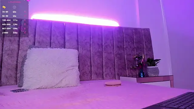 Ambeer fox  online show from 04.11.26