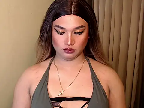 UrGoddess Kiera online show from 10.13.25