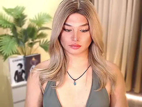 UrGoddess Kiera online show from 10.24.25