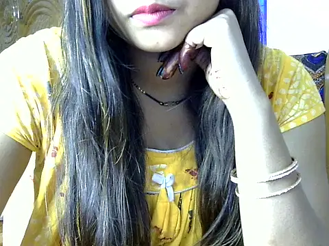 Snapshot of dreamgirl20262 chatting on 10.22.25 dreamgirl20262 online show from 10.22.25