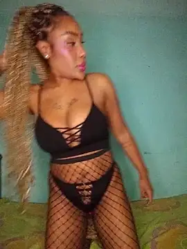 Queen Amara online show from 10.18.25