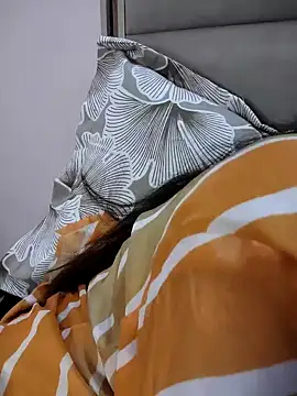 Snapshot of Cute_Jasmin_ chatting on 10.22.25 Cute Jasmin  online show from 10.22.25