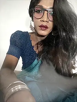 Winterbunny95 online show from 09.19.25