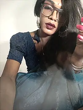 Winterbunny95 online show from 09.23.25