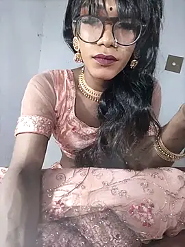 Winterbunny95 online show from 10.08.25