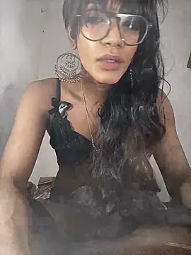 Winterbunny95 online show from 10.10.25