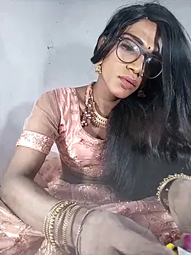 Winterbunny95 online show from 10.24.25