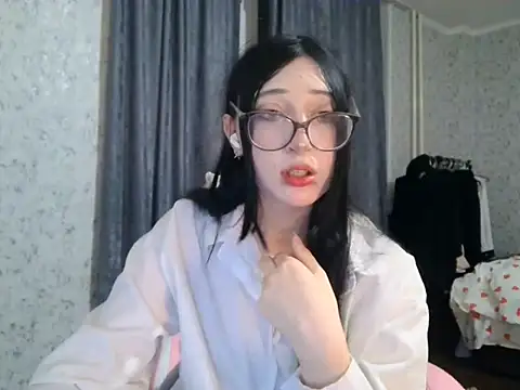 KeicyKlark online show from 09.22.25