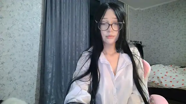 KeicyKlark online show from 09.28.25