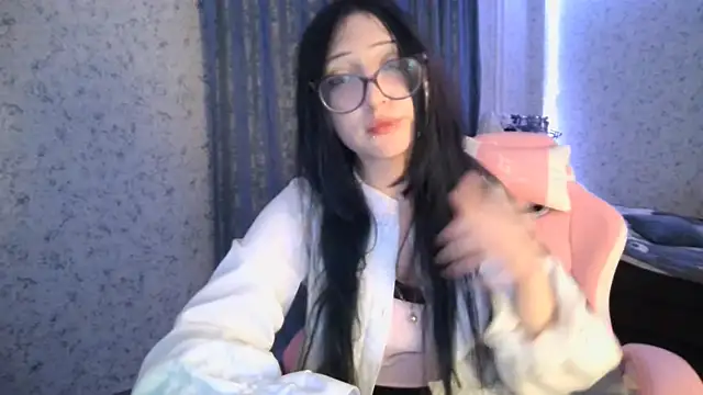 KeicyKlark online show from 10.07.25