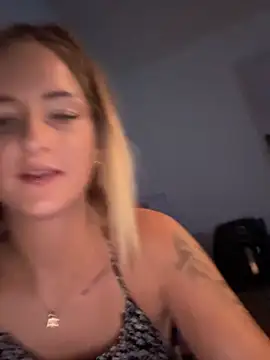 Lyra XX online show from 07.03.26