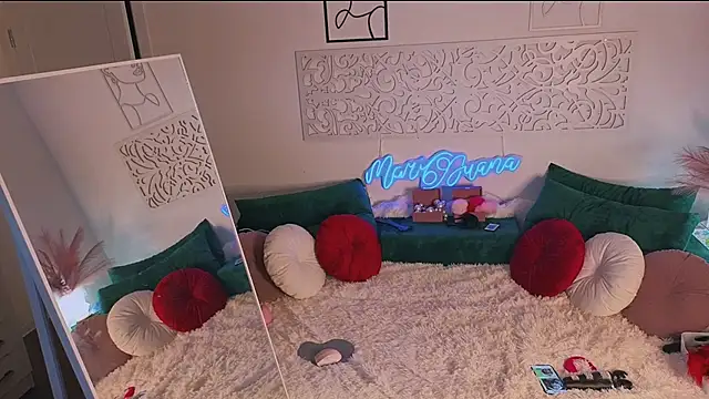 Mari69Juana online show from 10.12.25