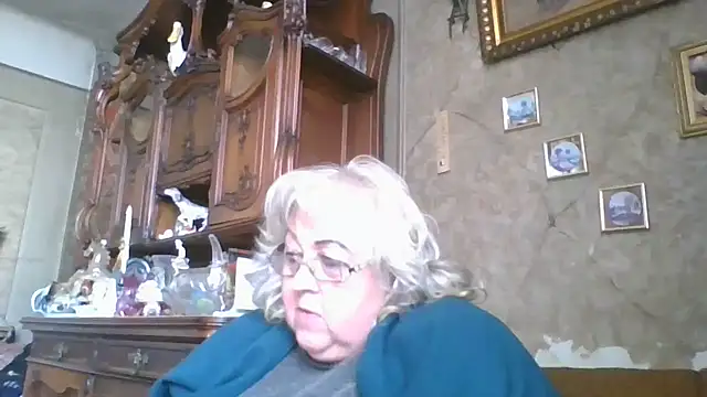 Lala-Love56 online show from 10.13.25