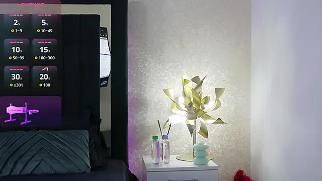 Snapshot of RubbiDark chatting on 09.26.25 RubbiDark online show from 09.26.25