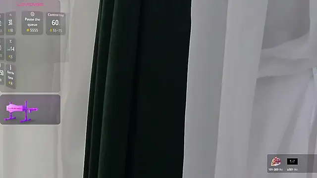 Snapshot of RubbiDark chatting on 09.27.25 RubbiDark online show from 09.27.25