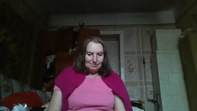 AnnaLive570 online show from 11.28.25