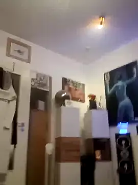 hellgirl1980 online show from 09.11.25