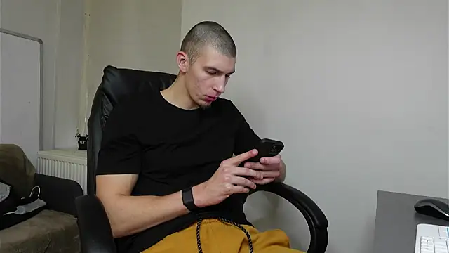 Ryan Dozer online show from 11.06.25